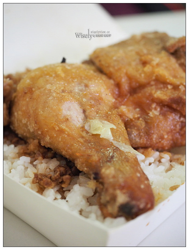 新北新店。可愛村便當︱必吃雞腿飯及焢肉飯，大豐路知名平價小吃便當美食
