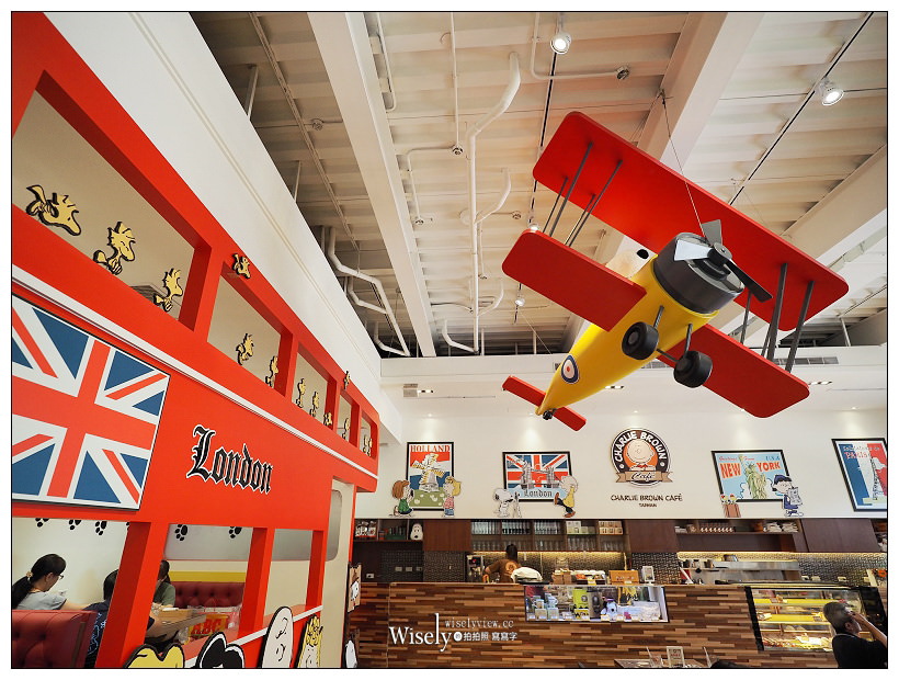 台中史努比餐廳。查理布朗咖啡店︱裝潢精緻環境舒適的主題餐廳，鄰近秋紅谷～新菜單豐富可愛，親子粉絲必訪IG打卡聖地