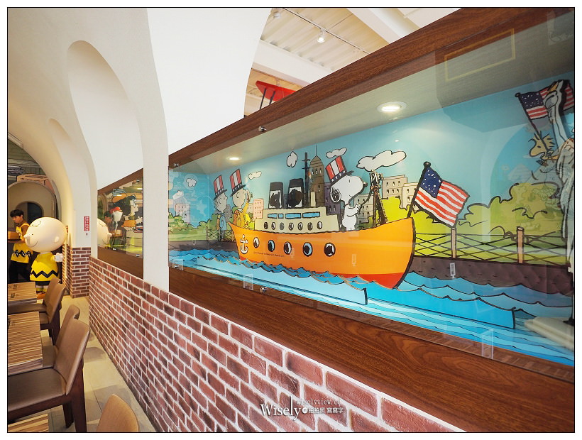 台中史努比餐廳。查理布朗咖啡店︱裝潢精緻環境舒適的主題餐廳，鄰近秋紅谷～新菜單豐富可愛，親子粉絲必訪IG打卡聖地