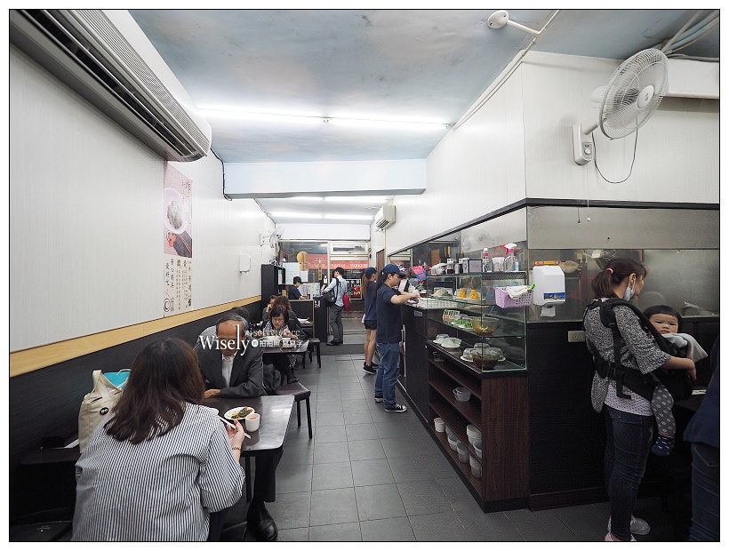 新北新店。小樂精緻麵食館︱鼎泰豐師傅掌廚，排骨炒飯、餛飩拌麵、獅子頭