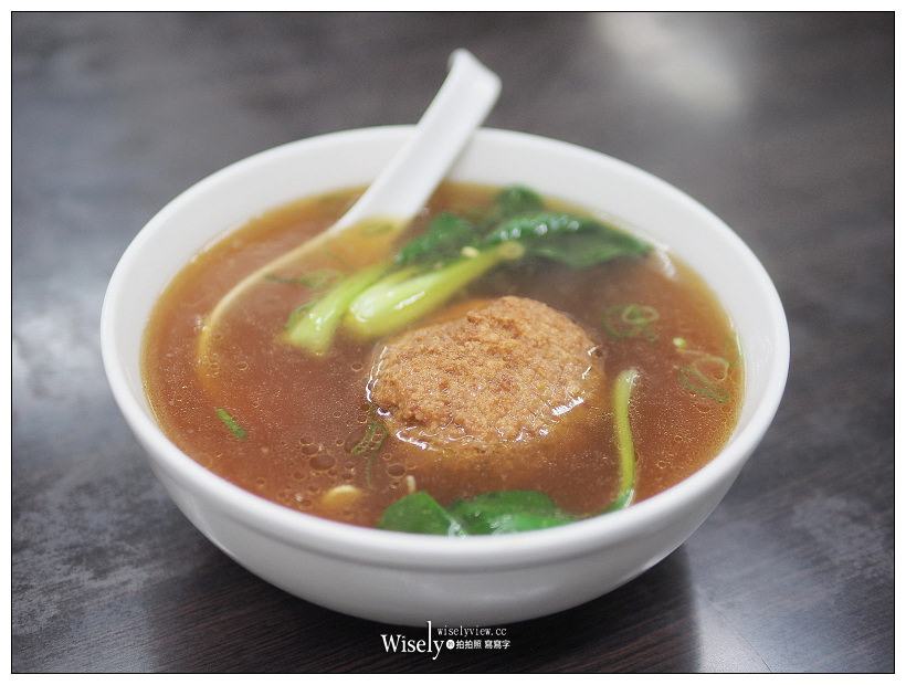 新北新店。小樂精緻麵食館︱鼎泰豐師傅掌廚，排骨炒飯、餛飩拌麵、獅子頭