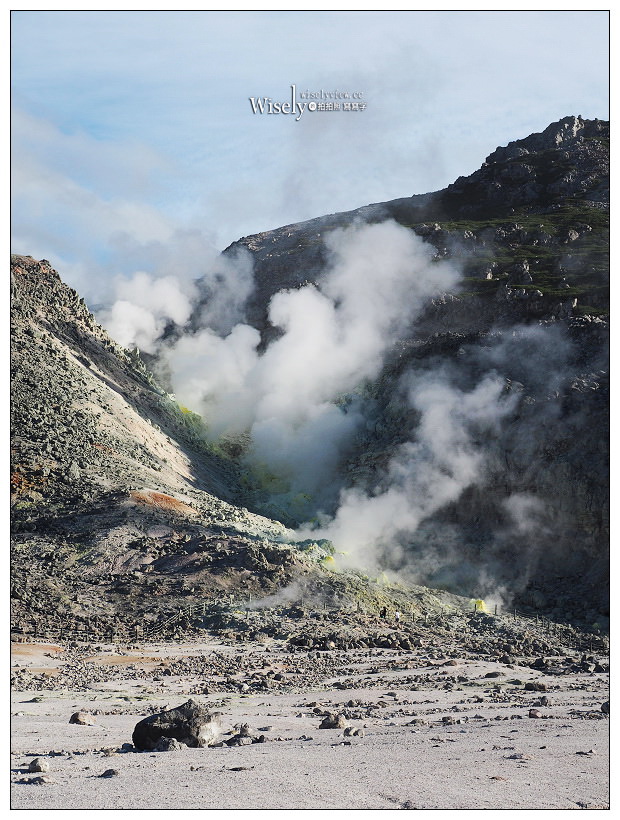 寒國立公園。川湯硫黃山︱相鄰屈斜路湖與摩周湖的活火山，寸草不生奇景