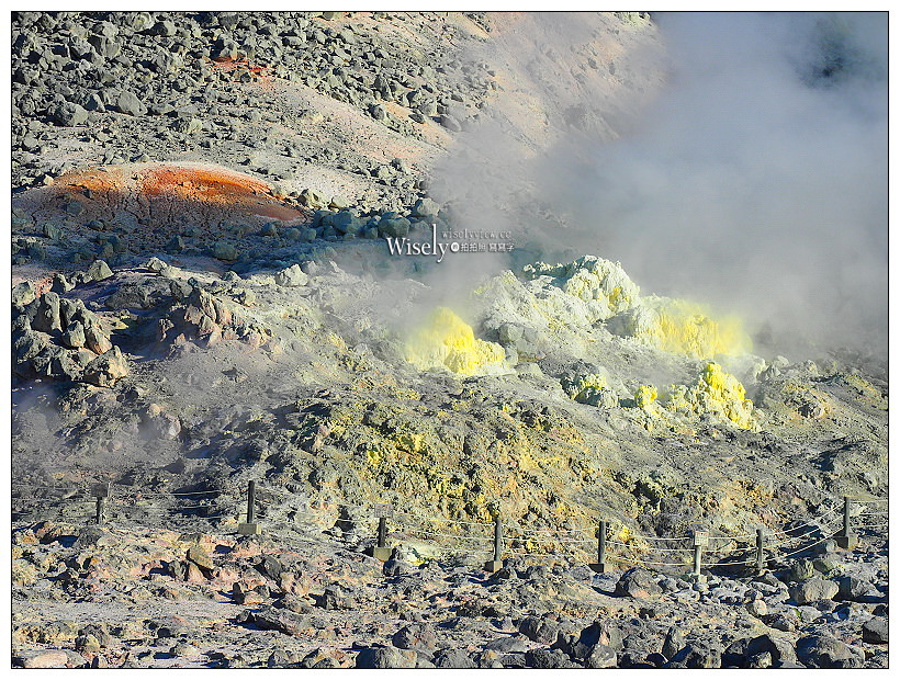 寒國立公園。川湯硫黃山︱相鄰屈斜路湖與摩周湖的活火山，寸草不生奇景