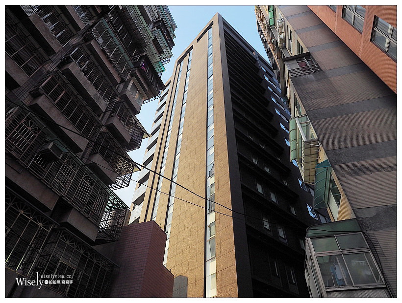 台北萬華。Suz & Catorze 宿之酒店︱享受西門町淡水河畔夕照的景觀住宿～花火節美食套餐分享