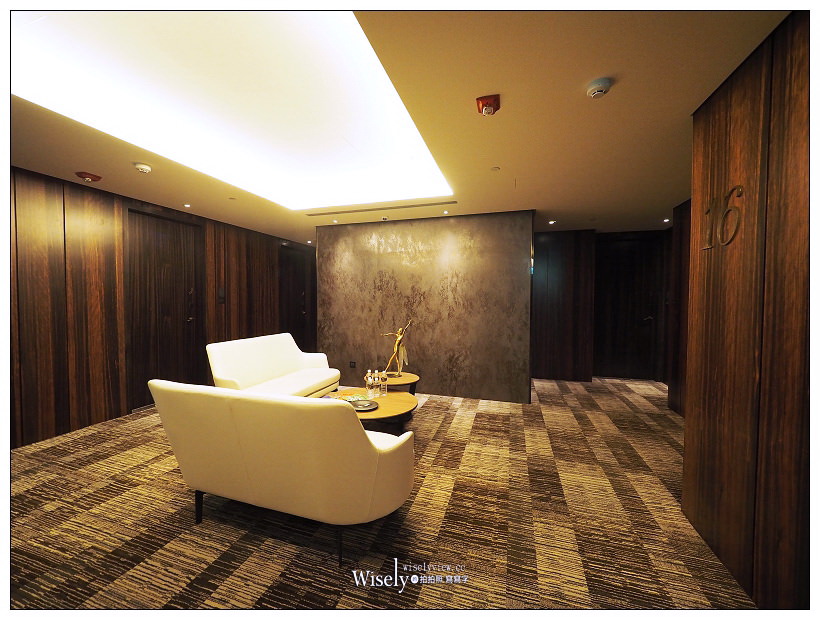 台北萬華。Suz & Catorze 宿之酒店︱享受西門町淡水河畔夕照的景觀住宿～花火節美食套餐分享