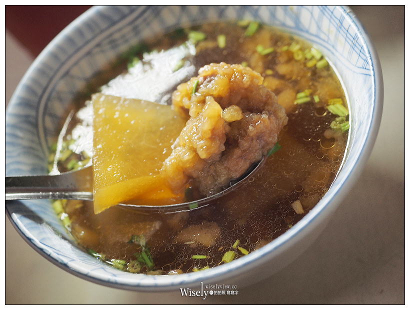 新北淡水。源味滷肉飯︱在地 No.1 必嚐魯肉飯，胡天蘭&康熙來了介紹推薦