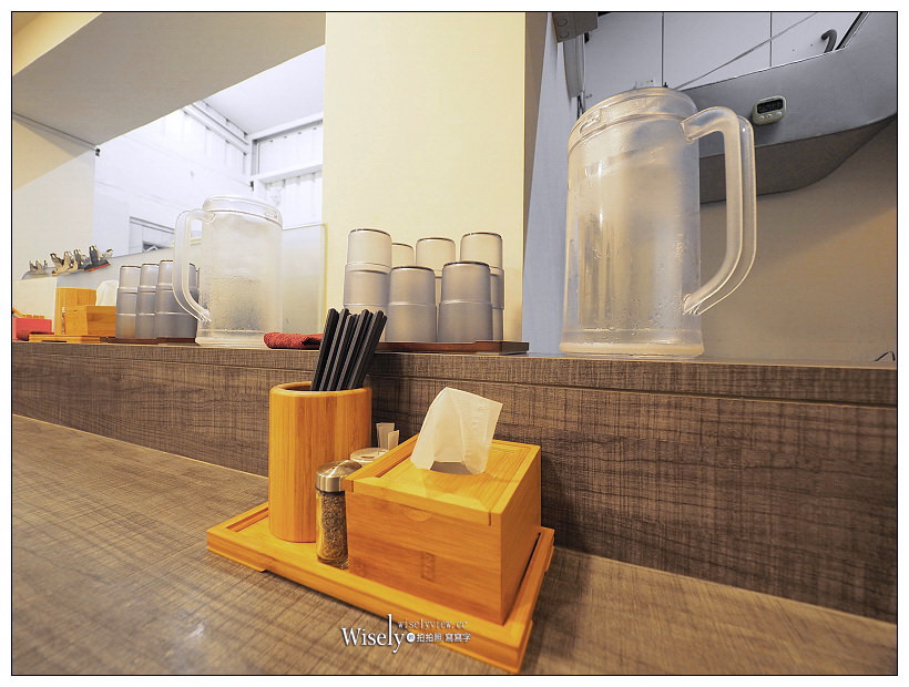 台北中正。山嵐拉麵公館店︱北海道札幌台灣分店，濃厚豚骨拉麵＃蔥爆彈