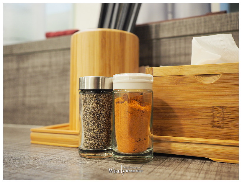 台北中正。山嵐拉麵公館店︱北海道札幌台灣分店，濃厚豚骨拉麵＃蔥爆彈