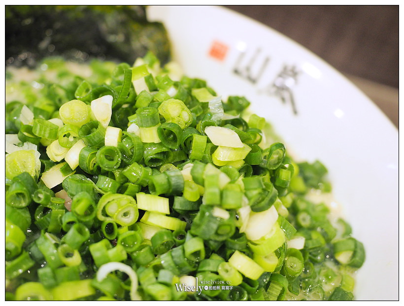 台北中正。山嵐拉麵公館店︱北海道札幌台灣分店，濃厚豚骨拉麵＃蔥爆彈