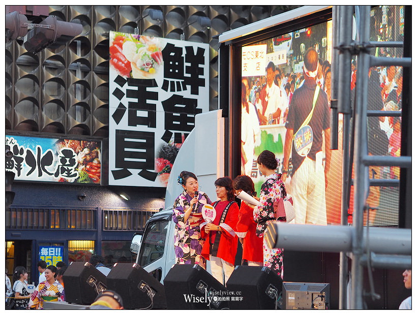 福島市。福島草鞋祭︱日本第一大的「健腳祈願大草鞋」，大小草鞋親子共舞