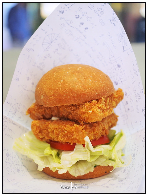 台北車站美食。Burger Lab.漢堡研究室︱加倍美味現做創意漢堡，新推烤鴨口味