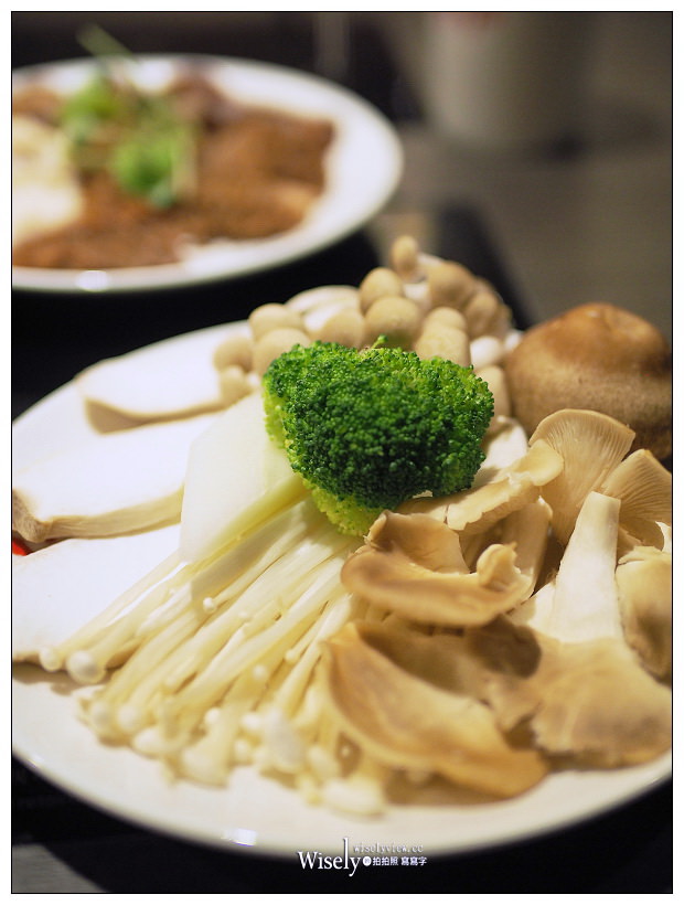 台北信義。紅九九個人鴛鴦鍋-市府店︱國父紀念館&松山文創旁，食尚玩家推薦