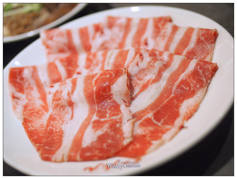 台北信義。紅九九個人鴛鴦鍋-市府店︱國父紀念館&松山文創旁，食尚玩家推薦