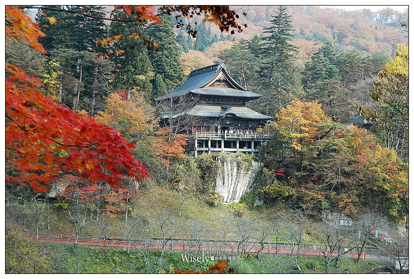 福島景點。福滿虛空藏圓藏寺︱會津紅牛傳說起源，岩壁寺廟名勝與賞楓名所