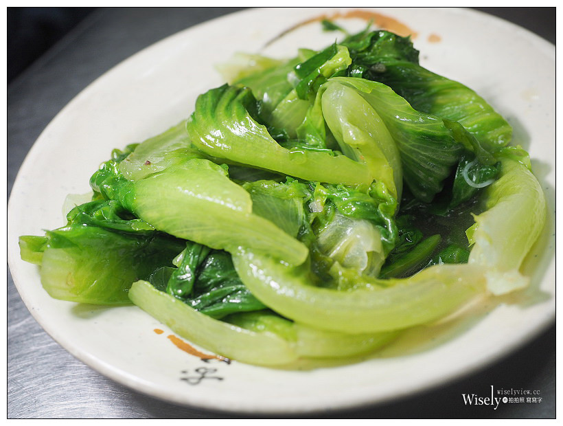 新北永和。型男鵝肉店︱福和橋旁低調的鵝肉黑白切美食，必嚐剁肉飯與鵝腸湯