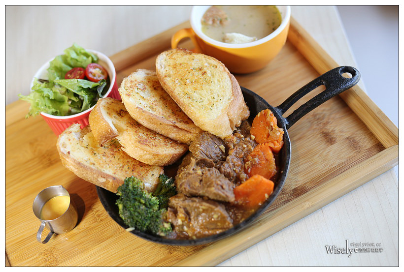 高雄鼓山。博朗西咖啡Brunci café︱特色西式港點混搭風早午餐，地糖仔姐妹店