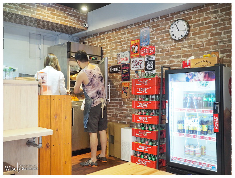 新北永和。要等手作漢堡排專門店︱厚實多汁純牛肉漢堡排,辣辣肉醬堡也優 新北永和。要等手作漢堡排專門店︱厚實多汁純牛肉漢堡排,辣辣肉醬堡也優