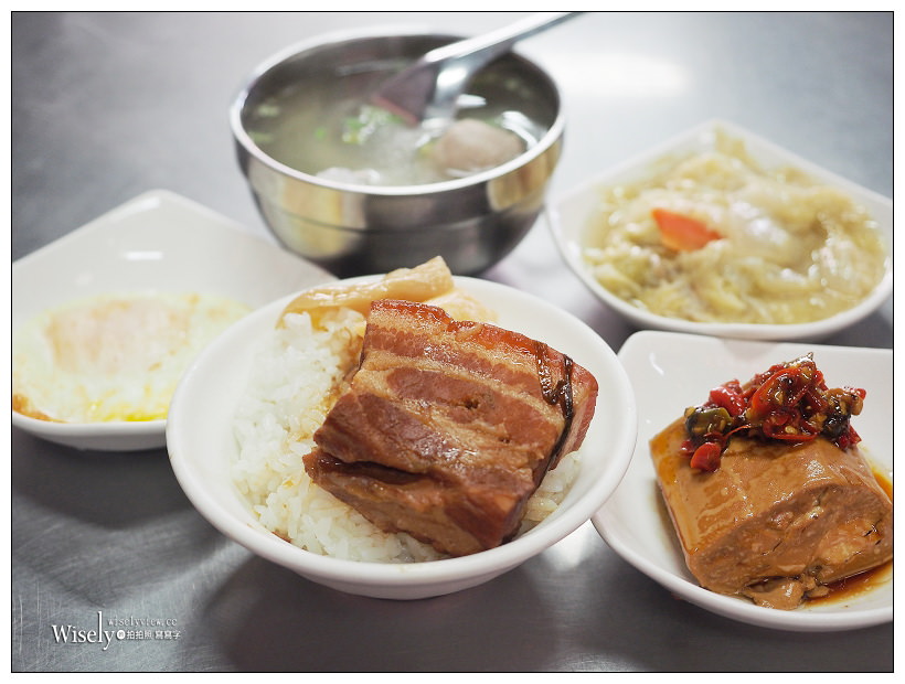 台中中區。山河魯肉飯︱大推腿庫魯肉飯&三層肉魯肉飯,台中第二市場美食 台中中區。山河魯肉飯︱大推腿庫魯肉飯&三層肉魯肉飯,台中第二市場美食