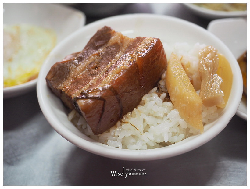 台中中區。山河魯肉飯︱大推腿庫魯肉飯&三層肉魯肉飯,台中第二市場美食 台中中區。山河魯肉飯︱大推腿庫魯肉飯&三層肉魯肉飯,台中第二市場美食