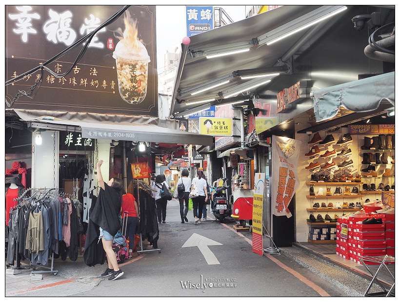 歇業。雞排本色︱來自台中的天然色素馬卡龍雞排，視覺系人氣打卡風格美食 #全台首創彩色雞排