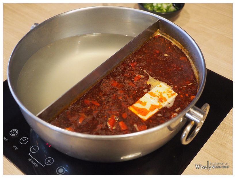 台北大安。大初 Shabu Shabu︱商業午餐單人涮涮鍋NT270：菜盤、肉品加海鮮＆飲料甜點吃到飽！