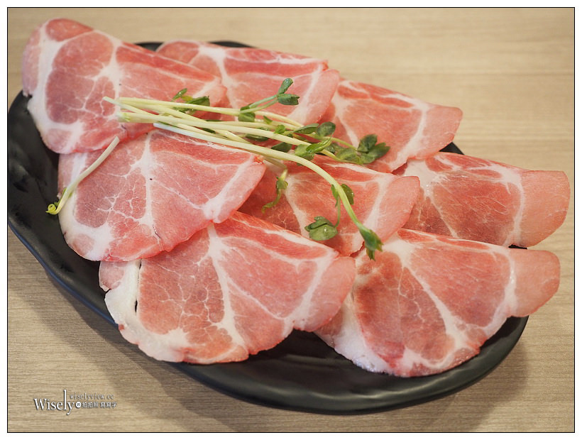 台北大安。大初 Shabu Shabu︱商業午餐單人涮涮鍋NT270：菜盤、肉品加海鮮＆飲料甜點吃到飽！