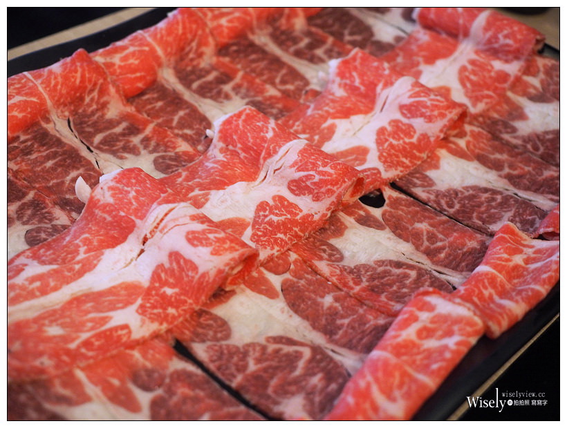 台北大安。大初 Shabu Shabu︱商業午餐單人涮涮鍋NT270：菜盤、肉品加海鮮＆飲料甜點吃到飽！