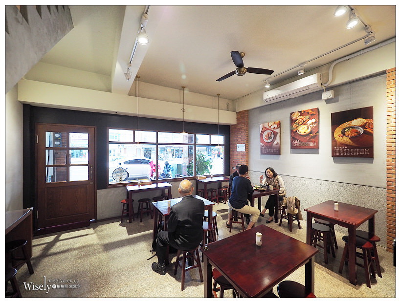 宜蘭羅東。外婆家古早味小吃︱懷舊文青風平價菜餚，大推櫻花蝦米糕、糕渣肉卷和滷味