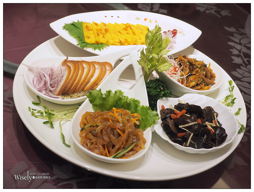 台北中正。台北凱撒大飯店︱1/18前預購享優惠折扣,2019外帶年菜心得推薦 #金牌蘿蔔絲酥餅 #王朝經典佛跳牆 #東港櫻蝦腊味飯 台北中正。台北凱撒大飯店︱1/18前預購享優惠折扣,2019外帶年菜心得推薦 #金牌蘿蔔絲酥餅 #王朝經典佛跳牆 #東港櫻蝦腊味飯
