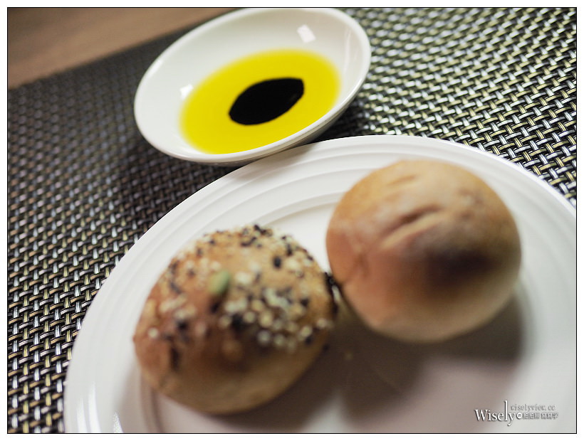 台北。Suz & Catorze 宿之酒店 – 美饌雙人套餐︱西洋情人節限定,預訂加贈限量施華洛世奇水晶化妝包~另有一泊二食情人住宿專案(2/14-2/17) 台北。Suz & Catorze 宿之酒店 – 美饌雙人套餐︱西洋情人節限定,預訂加贈限量施華洛世奇水晶化妝包~另有一泊二食情人住宿專案(2/14-2/17)