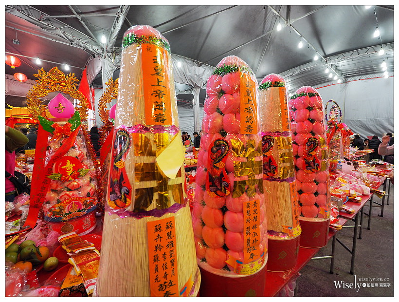 初九天公生。台北松山奉天宮︱玉皇大帝生日祭拜，農曆新年招財祈福，人氣參拜的天宮廟～台北自由行