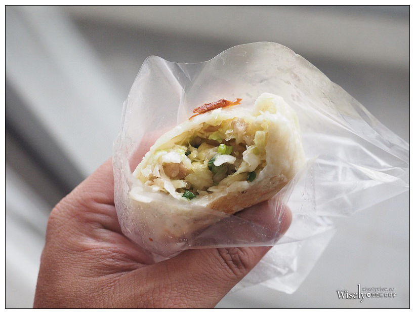 高雄鹽埕 下一鍋水煎包︱老字號排隊美食，皮薄饀香預約尤佳