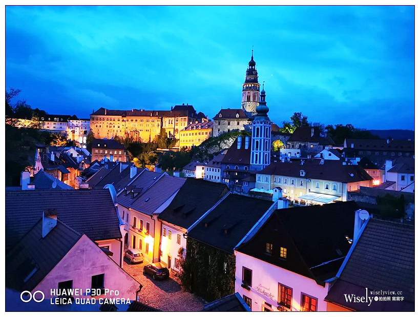 捷克 布拉格自由行-05︱童話小鎮。Cesky Krumlov (庫倫諾夫/克魯姆洛夫):交通移動、住宿推薦、洞穴餐廳、必拍景點 捷克 布拉格自由行-05︱童話小鎮。Cesky Krumlov (庫倫諾夫/克魯姆洛夫):交通移動、住宿推薦、洞穴餐廳、必拍景點