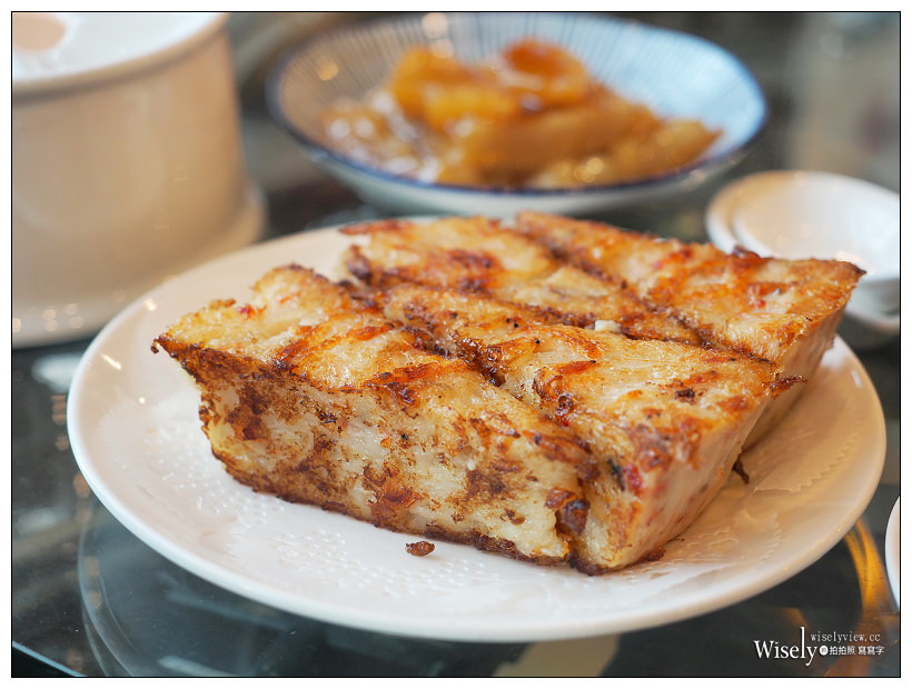 台北點水樓。臺灣櫻花蝦料理︱櫻花蝦全新菜色限時推出～櫻花蝦小籠包／櫻花蝦寧波年糕／櫻花蝦燉水蛋，加點推薦清蒸龍虎石斑，捷運忠孝復興站美食