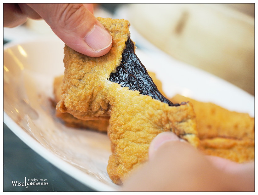 台北點水樓。臺灣櫻花蝦料理︱櫻花蝦全新菜色限時推出～櫻花蝦小籠包／櫻花蝦寧波年糕／櫻花蝦燉水蛋，加點推薦清蒸龍虎石斑，捷運忠孝復興站美食
