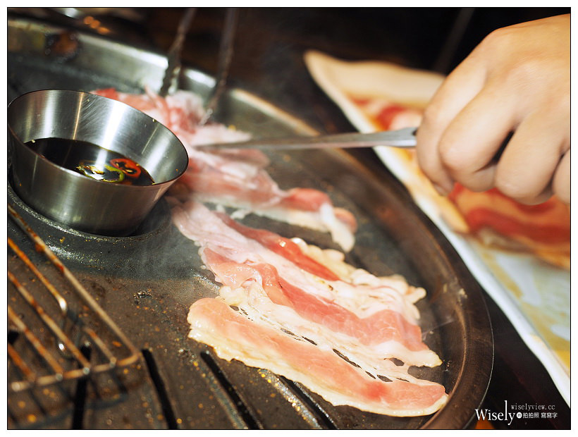 台北東區美食。韓國八色烤肉(2019二訪)︱牛肉單品風味迷人，鮮蝦干貝也推薦