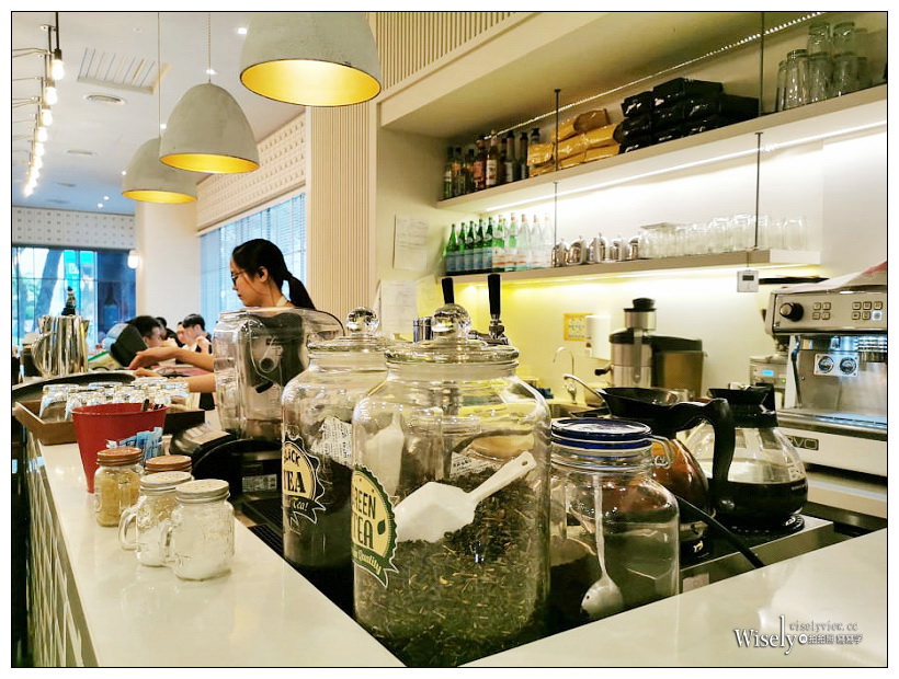 amba 台北中山意舍酒店 Buttermilk︱美式風味料理午茶～阿嬤秘方炸雞、吮指秘製西瓜烤醬豬肋排、新鮮果昔，捷運中山站美食／中山區美食／中山北路美食