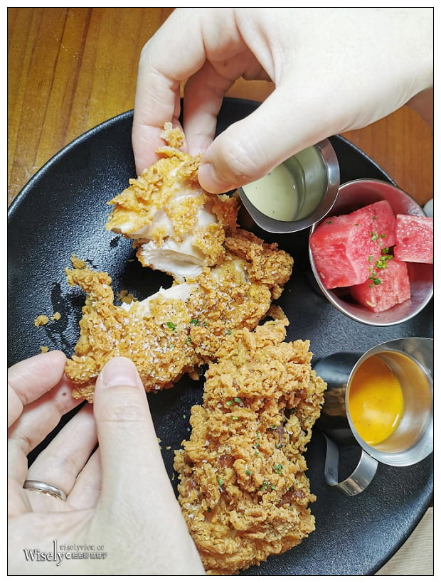 amba 台北中山意舍酒店 Buttermilk︱美式風味料理午茶～阿嬤秘方炸雞、吮指秘製西瓜烤醬豬肋排、新鮮果昔，捷運中山站美食／中山區美食／中山北路美食