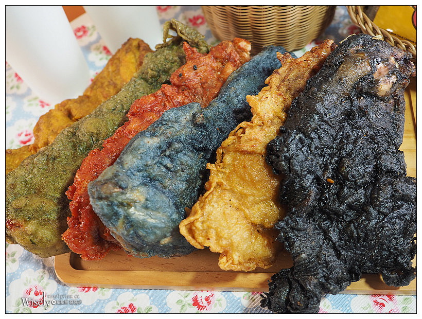 台北 赤雞雞排︱六種色彩雞排任君選擇，還有內用區午晚餐與輕食飲料，激推巨霸雞腿大漢堡與全台首創醉鬼雞排～捷運台北車站美食／中正區美食／中山北路美食