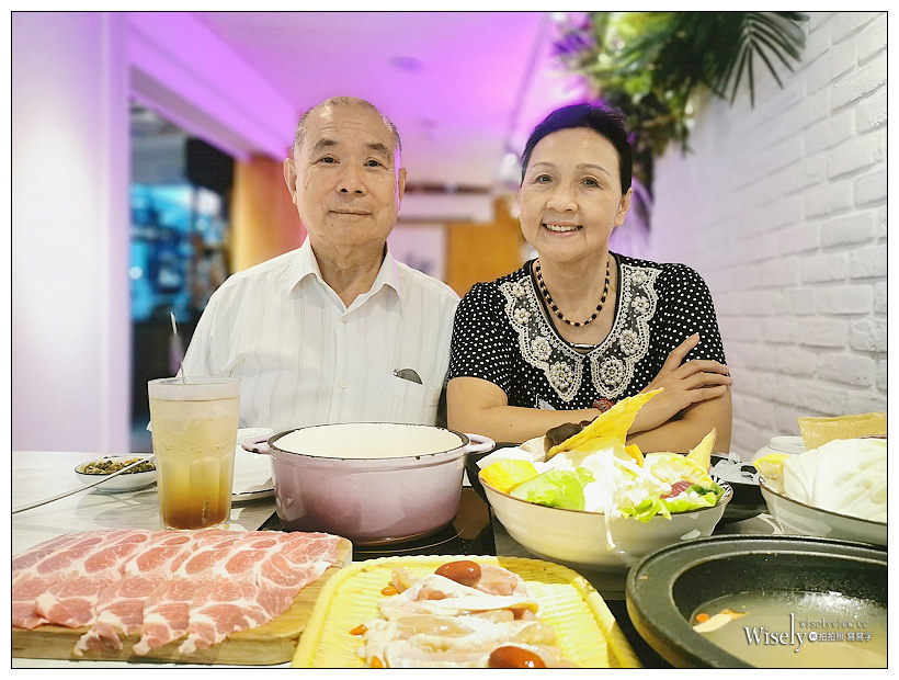 台北。HOUSE V好室鍋物-忠孝店︱Villa花草文青風裝潢的冷藏肉專家，升級海陸超划算～捷運忠孝復興站美食／大安區美食／台北東區美食／日式涮涮鍋推薦