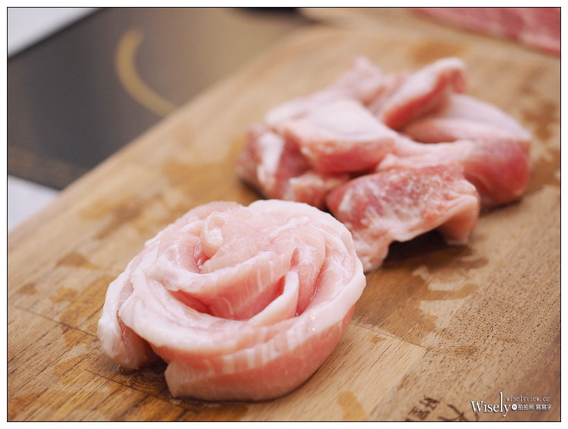 台北。HOUSE V好室鍋物-忠孝店︱Villa花草文青風裝潢的冷藏肉專家，升級海陸超划算～捷運忠孝復興站美食／大安區美食／台北東區美食／日式涮涮鍋推薦