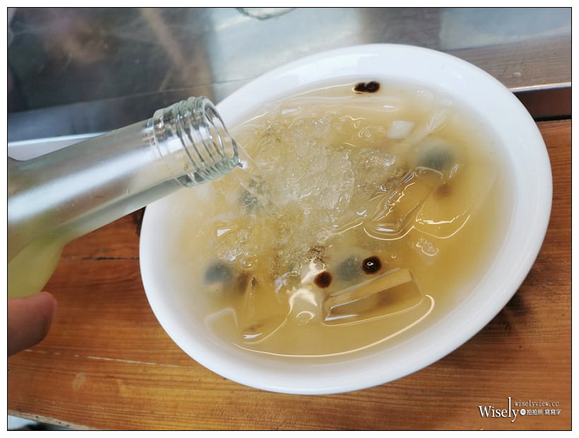 台南美食。清水堂愛玉專賣店︱人氣IG名店，添增啤酒、奧利多、可樂很特別～中西區美食／藍晒圖美食／台南冰店