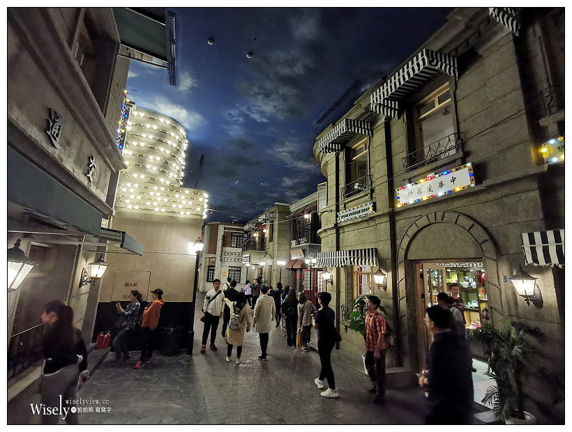 南京鎮江。跟著詩詞走江蘇︱經典文學建築物之旅，台灣網紅趴趴走 x 新浪江蘇～南京金鷹國際酒店／南京歷史博物院／大報恩寺遺址公園／南京市民俗博物館／南京中華樓.長干里／北固山／鎮江西津渡老街／恒順香醋／句容茅山