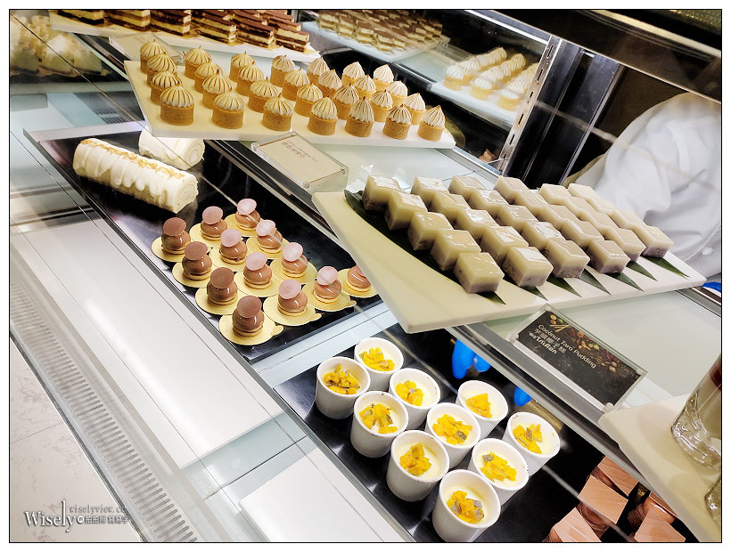 台北寒舍艾美酒店 – 探索廚房 Le Méridien Taipei︱【非桐凡饗】泰菜豐富，推薦必吃料理分享～信義區美食 x 捷運市府站美食 x 自助餐吃到飽