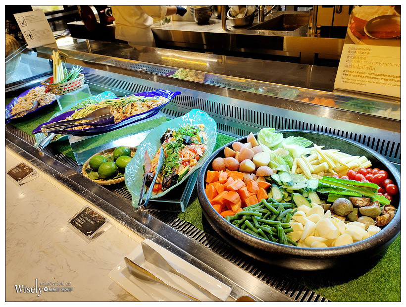 台北寒舍艾美酒店 – 探索廚房 Le Méridien Taipei︱【非桐凡饗】泰菜豐富，推薦必吃料理分享～信義區美食 x 捷運市府站美食 x 自助餐吃到飽