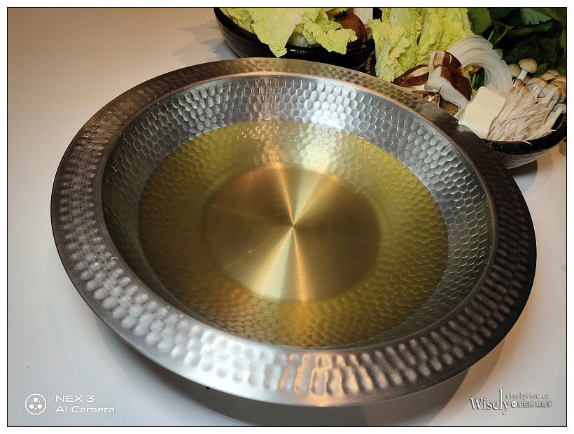 華國但馬屋。日本極品和牛美食︱涮涮鍋 x 壽喜燒 x 火焰炙燒，正宗在地吃法品嚐一流肉質～捷運中山國小站美食／中山區美食／台北牛排／晴光商圈美食