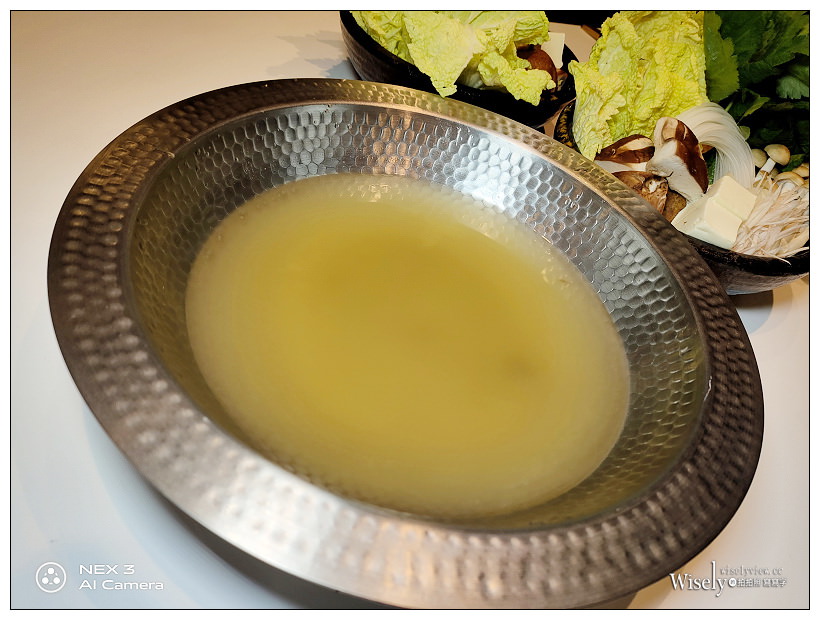 華國但馬屋。日本極品和牛美食︱涮涮鍋 x 壽喜燒 x 火焰炙燒，正宗在地吃法品嚐一流肉質～捷運中山國小站美食／中山區美食／台北牛排／晴光商圈美食