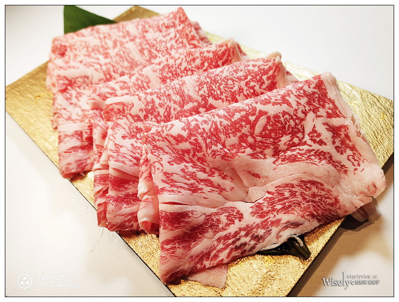 華國但馬屋。日本極品和牛美食︱涮涮鍋 x 壽喜燒 x 火焰炙燒，正宗在地吃法品嚐一流肉質～捷運中山國小站美食／中山區美食／台北牛排／晴光商圈美食