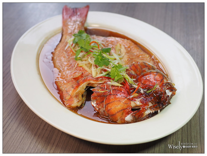 台北。都一處(仁愛店/內湖店)︱米其林必比登推薦美食,經典懷念的老味道~酸菜白肉鍋、醬肉燒餅、炸丸子、拔絲香蕉、蔥油餅、核桃棗鍋餅 台北。都一處(仁愛店/內湖店)︱米其林必比登推薦美食,經典懷念的老味道~酸菜白肉鍋、醬肉燒餅、炸丸子、拔絲香蕉、蔥油餅、核桃棗鍋餅