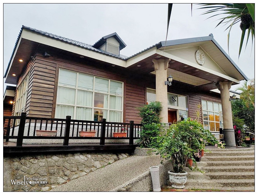 花蓮自由行︱吉安慶修院、星巴克貨櫃屋、鯉魚潭、松園別館、山姆先生童話屋咖啡館、虎爺溫泉會館、瑞穗天合國際觀光酒店、阿美麻糬中華店、花蓮東大門夜市、2019太平洋溫泉花車嘉年華(盛岡山車&三颯舞)